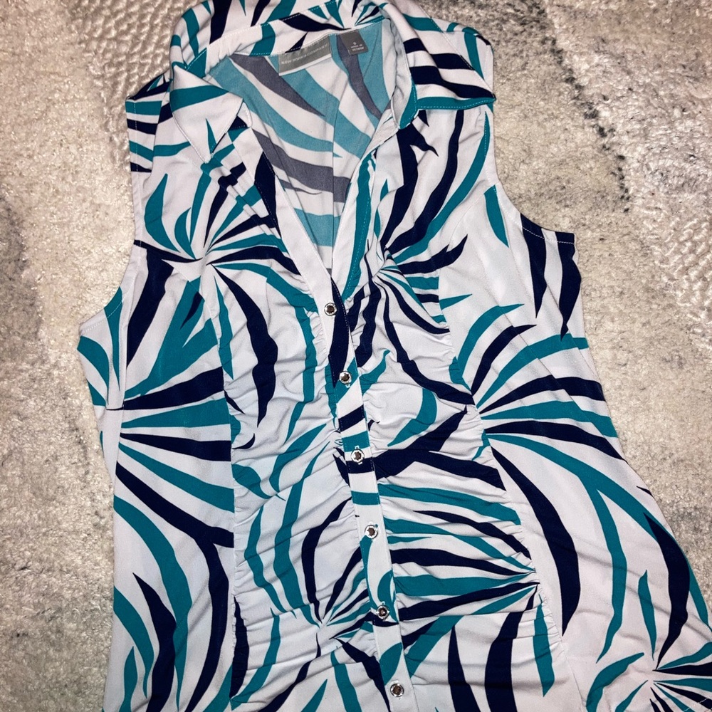 WOMENS TANK TOP SIZE SMALL LIKE NEW